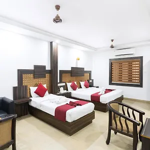 Hotel Crown