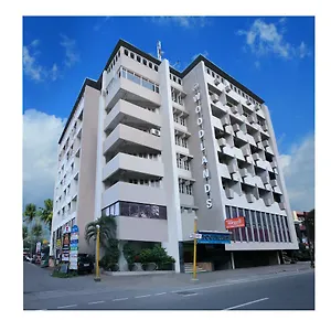 Hotel Woodlands