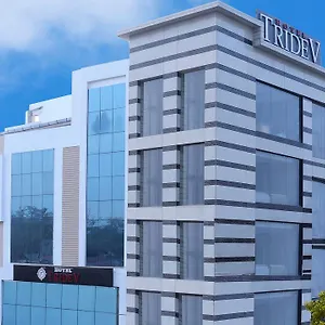 **** Hotel Tridev India